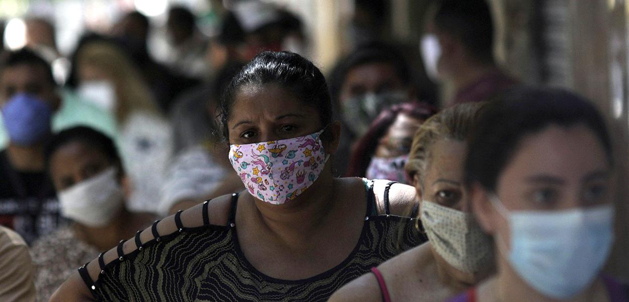 Um grupo prioritário de 1,3 milhão de pessoas receberá as doses na primeira etapa de vacinação no estado do Rio