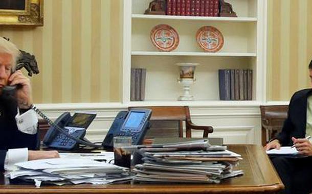 Donald Trump com o general Michael Flynn