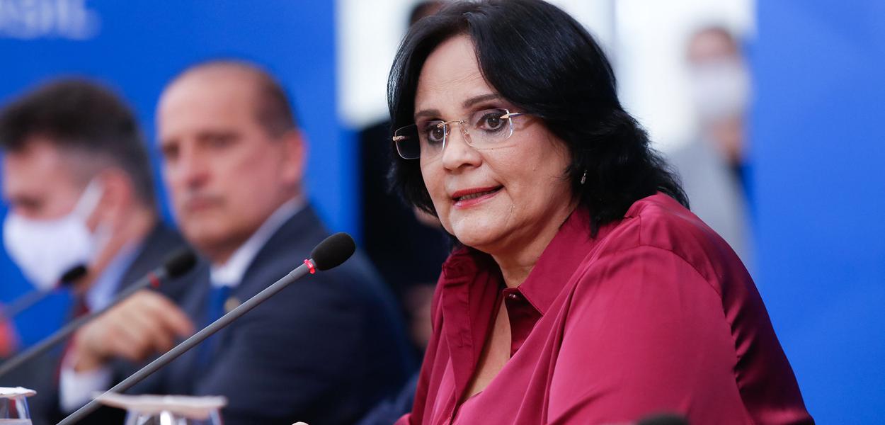 Ministra de Estado da Mulher, da Família e Direitos Humanos, Damares Alves.