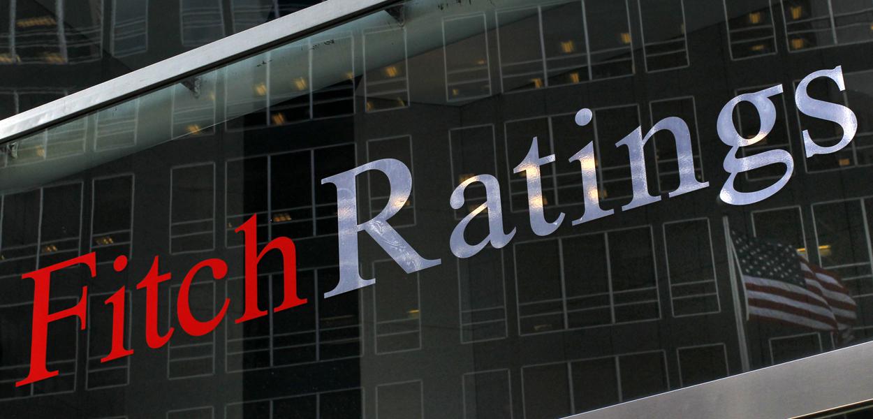 Fitch corta para "negativa" perspectiva para rating do Brasil