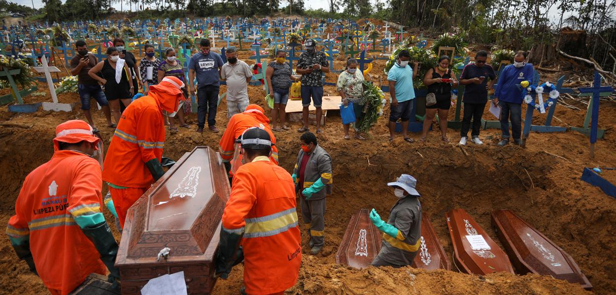 Cemitério Parque Taruma em Manaus 28/4/2020