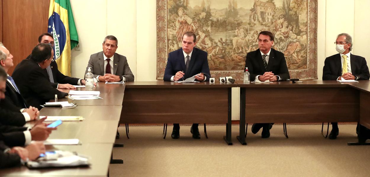 (Brasília - DF, 07/05/2020) Reunião com Braga Netto, Ministro-Chefe da Casa Civil da Presidência da República; Paulo Guedes, Ministro de Estado da Economia; Dias Toffoli, Presidente do Supremo Tribunal Federal; e grupo de empresários.