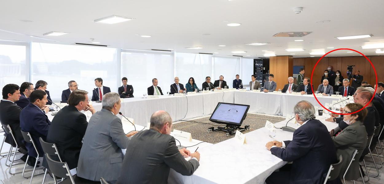 (Brasília - DF, 22/04/2020) Reunião com Vice-Presidente da República, Ministros e Presidentes de Bancos.