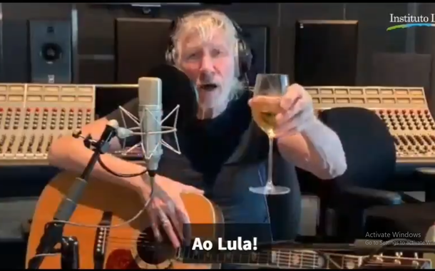 Roger Waters, do Pink Floyd, brinda à liberdade de Lula