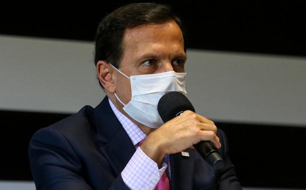 Governador de SP ressaltou é necessário ter a aprovação da terceira fase de testagem das vacinas contra a Covid