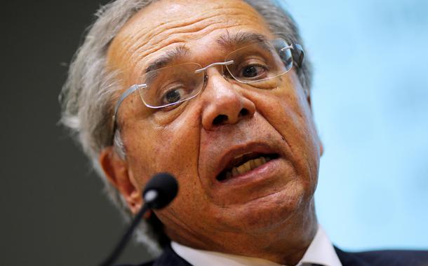 Ministro da Economia, Paulo Guedes, fala em coletiva de imprensa em Brasília 16/03/2020