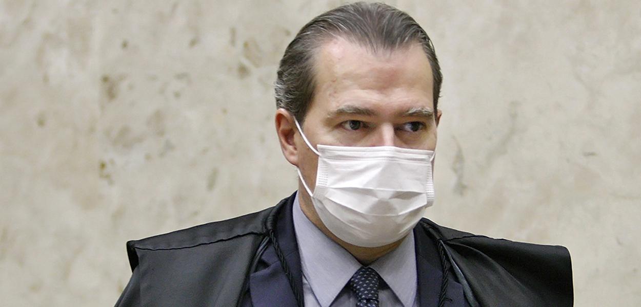 Dias Toffoli Presidente do STF é internado para cirurgia e apresenta sinais de infecção pelo novo coronavírus
