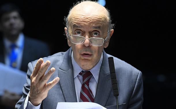 José Serra (PSDB-SP).