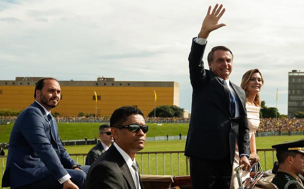 Carlos e Jair Bolsonaro