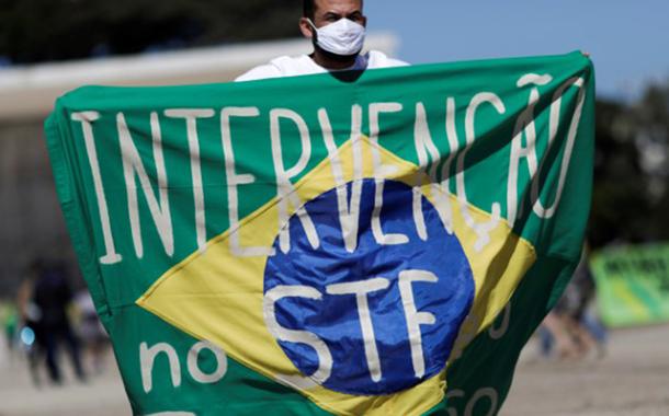 Apoiador do presidente Jair Bolsonaro durante protesto em Brasília