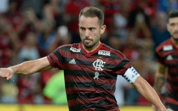 Everton Ribeiro