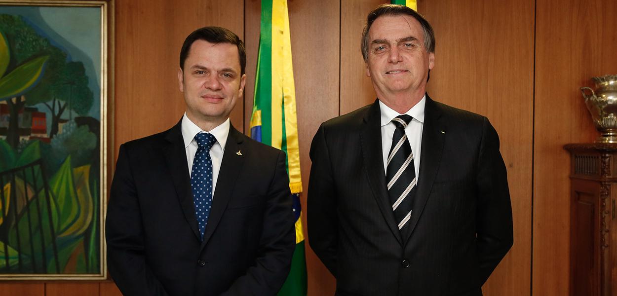 Jair Bolsonaro durante encontro com o Secretário de Segurança Pública do DF, Anderson Gustavo Torres