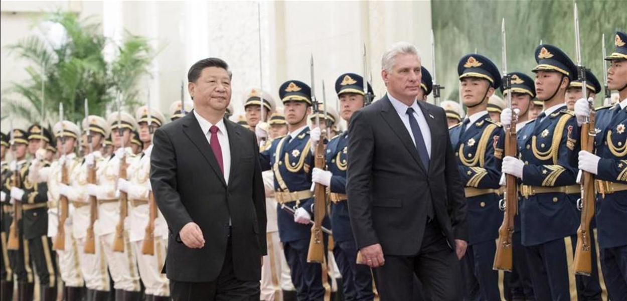 Xi Jinping, presidente da China e Díaz-Canel, de Cuba