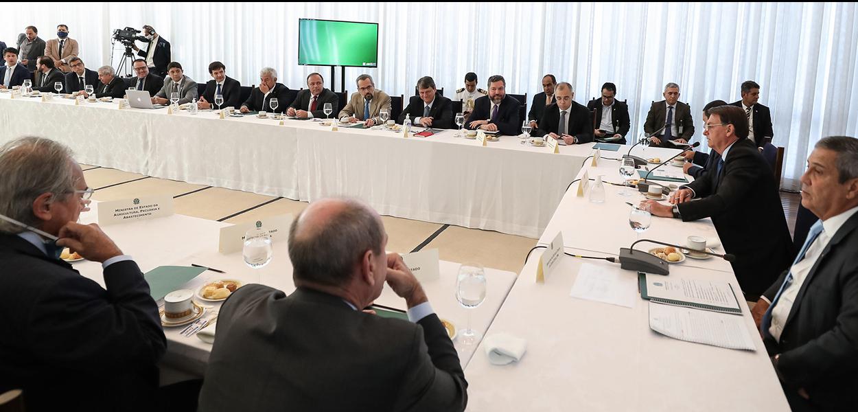 (Brasília – DF, 09/06/2020) Presidente Jair Bolsonaro e ministros durante 34ª Reunião do Conselho de Governo.