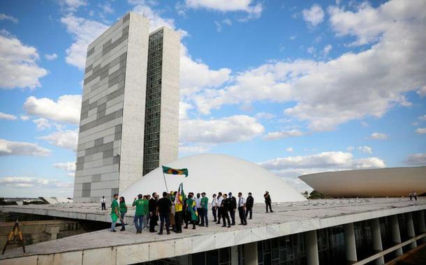 Manifestantes pró-Bolsonaro em Brasília 13/6/2020