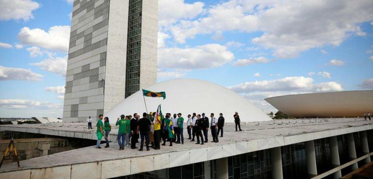 Manifestantes pró-Bolsonaro em Brasília 13/6/2020