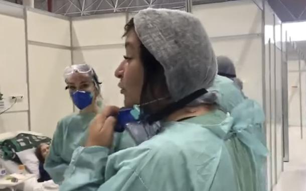 Deputados bolsonaristas invadem hospital campanha do Anhembi