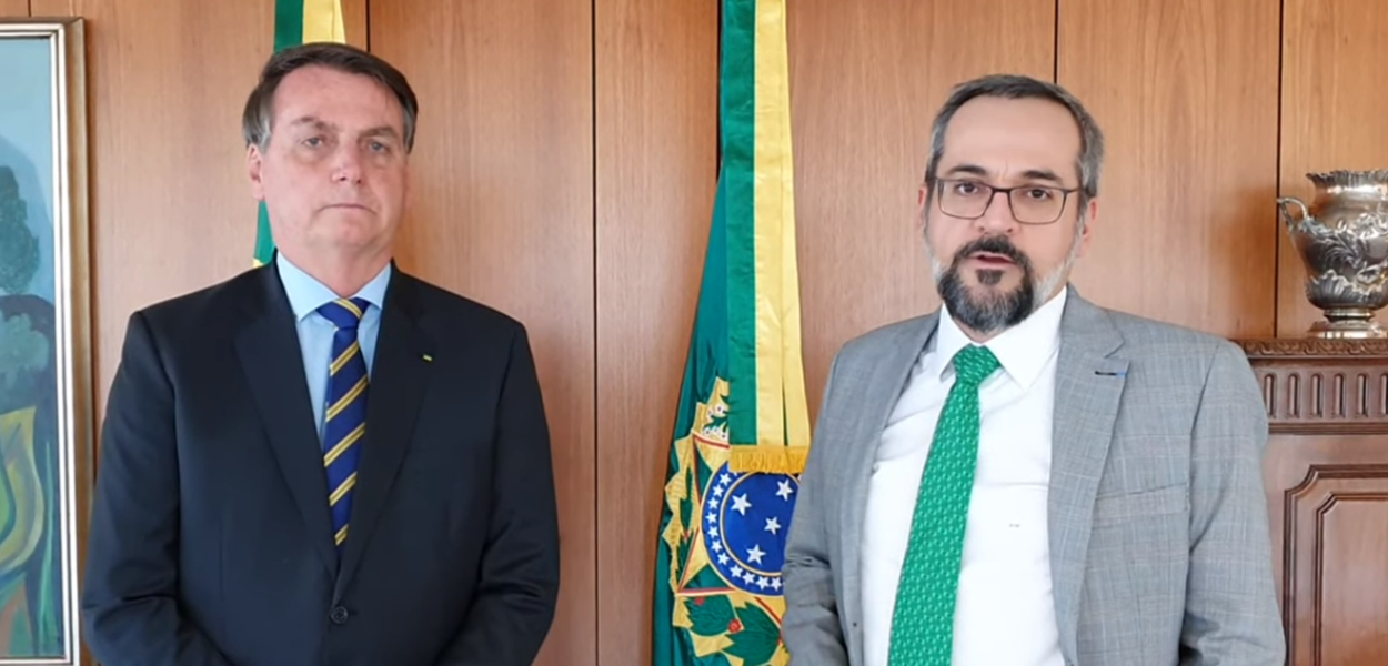 Abraham Weintrab anuncia sua demissão do MEC (18.6.20)