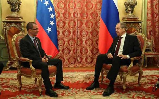 Jorge Arreaza e Sergey Lavrov
