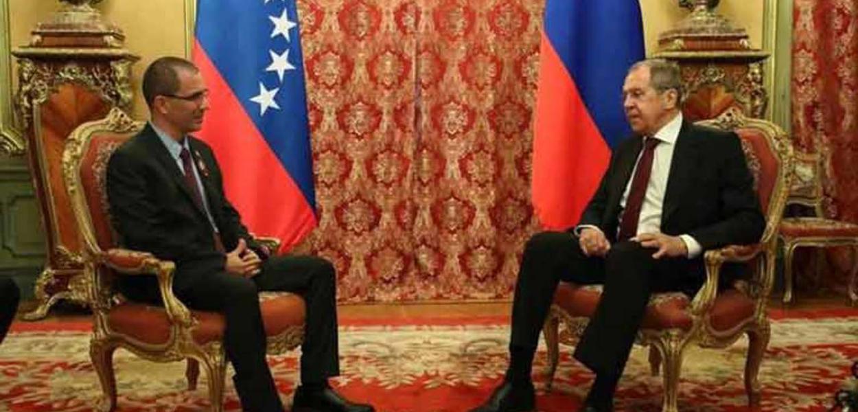 Jorge Arreaza e Sergey Lavrov