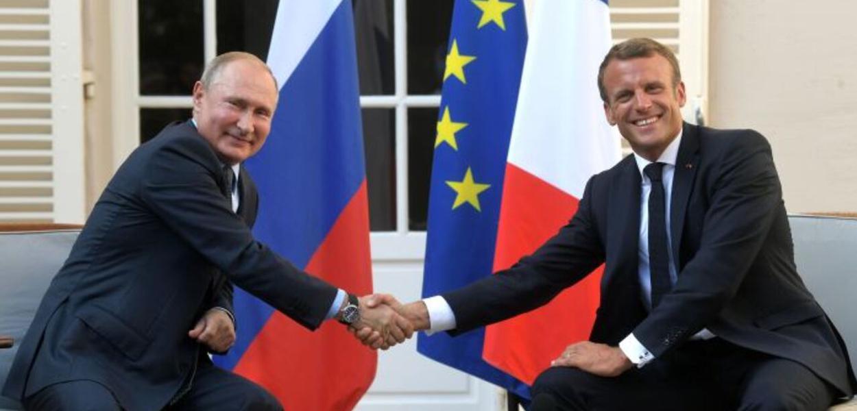 Vladimir Putin e Emmanuel Macron