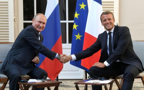 Vladimir Putin e Emmanuel Macron