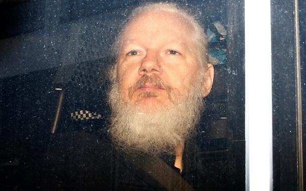 Fundador do WikiLeaks Julian Assange