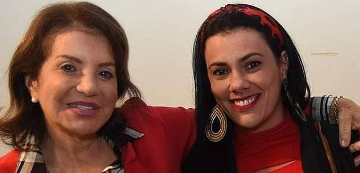 A presidente do diretório do PT em Nuporanga, Mariene Guioto (à dir.)