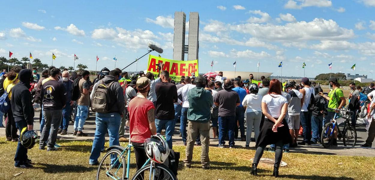 Greve de entregadores: trabalhadores querem apoio de deputados e senadores para pôr freio na exploração