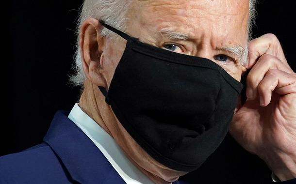 Joe Biden usa máscara de proteção após discursar em Wilmington, Delaware 30/06/2020