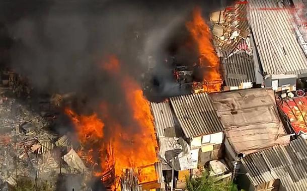 Incêndio na região de Santana, em São Paulo