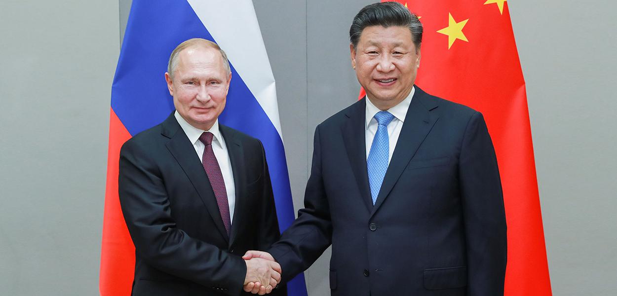 Putin se reune com Xi Jinping