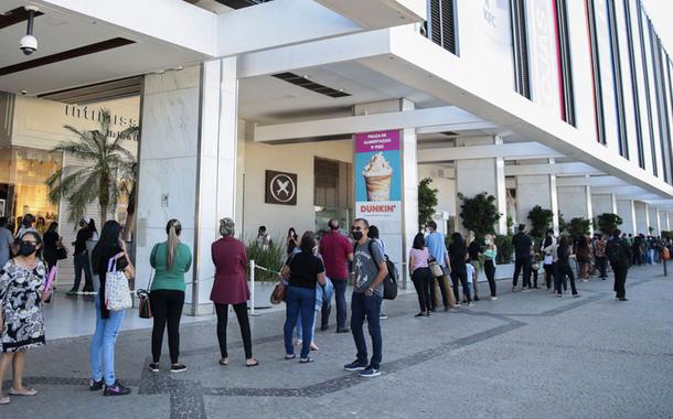 Governo do Distrito Federal autoriza a abertura de shoppings, com regras rígidas de higiene e afastamento social