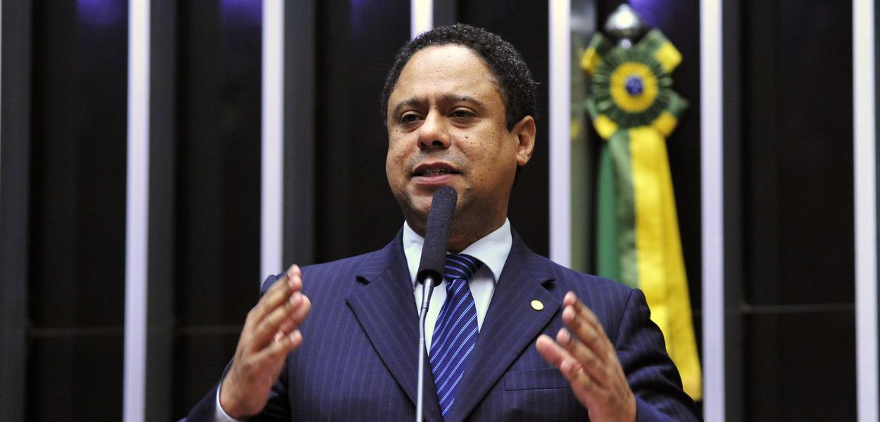 Orlando Silva