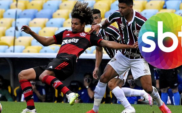 Jogo entre Flamengo e Fluminense