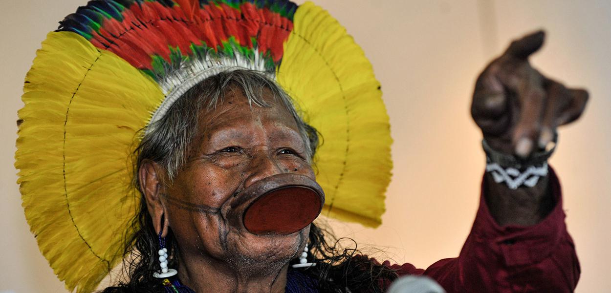 O cacique Raoni Metuktire, de 89 anos, líder da etnia Kayapó, estava internado em um hospital de Colíder, a 648 km de Cuiabá. 18 de julho de 2020