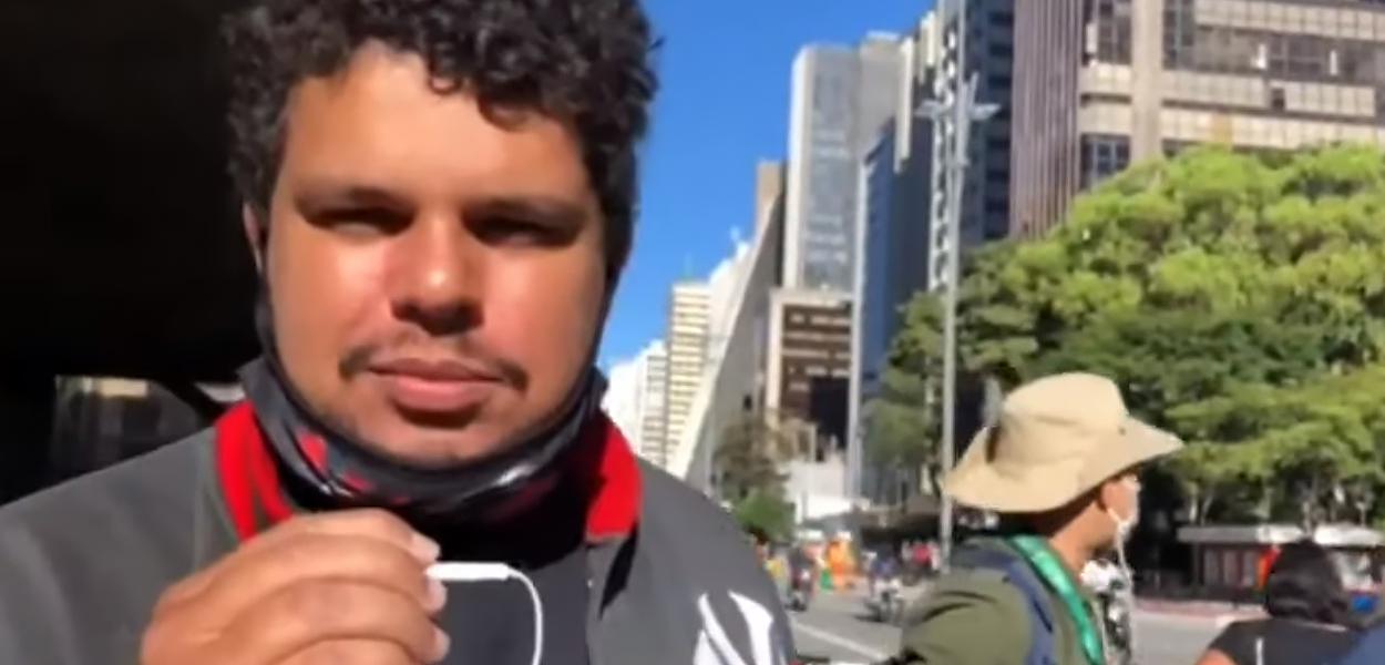 Paulo Galo, líder dos motoboys entregadores