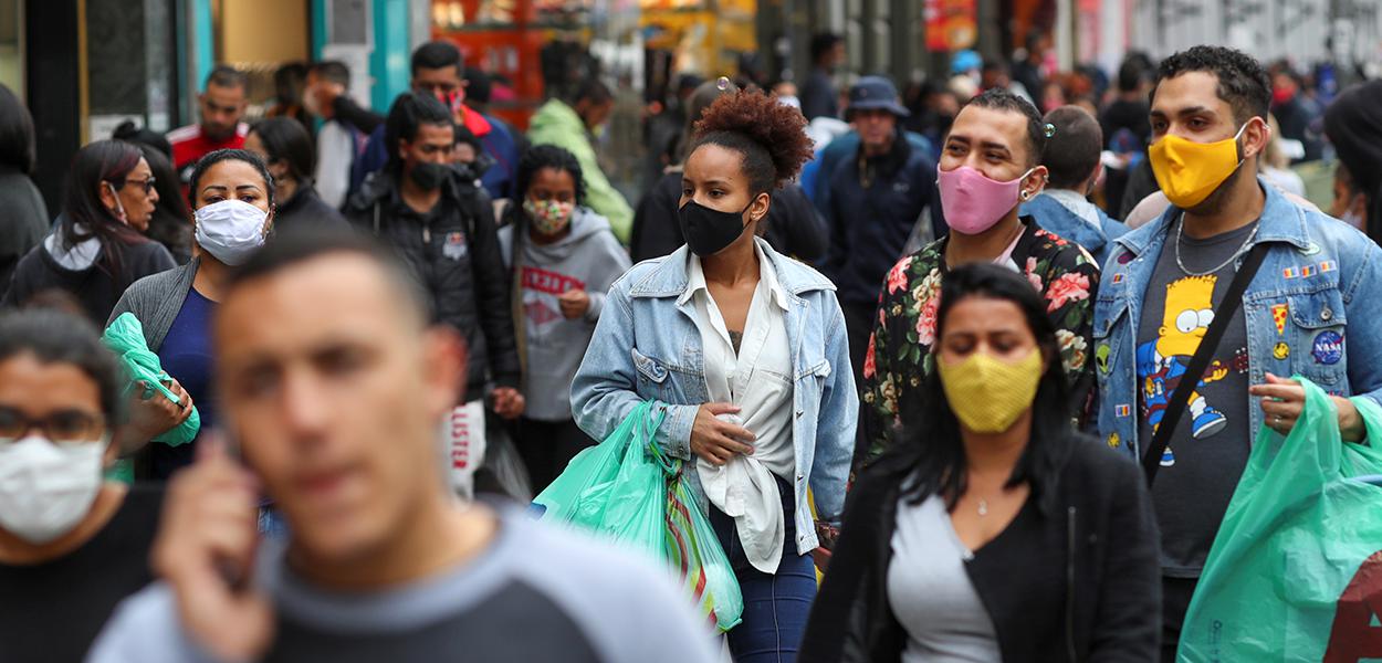 A capital paulista tem 87% da população com o esquema vacinal completo