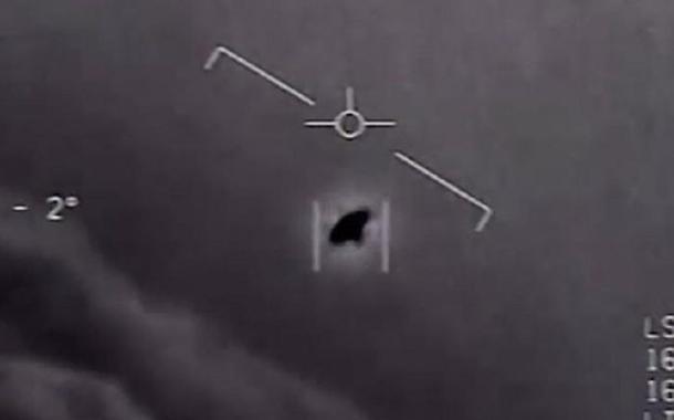 Pentágono libera imagens de suposto ovni