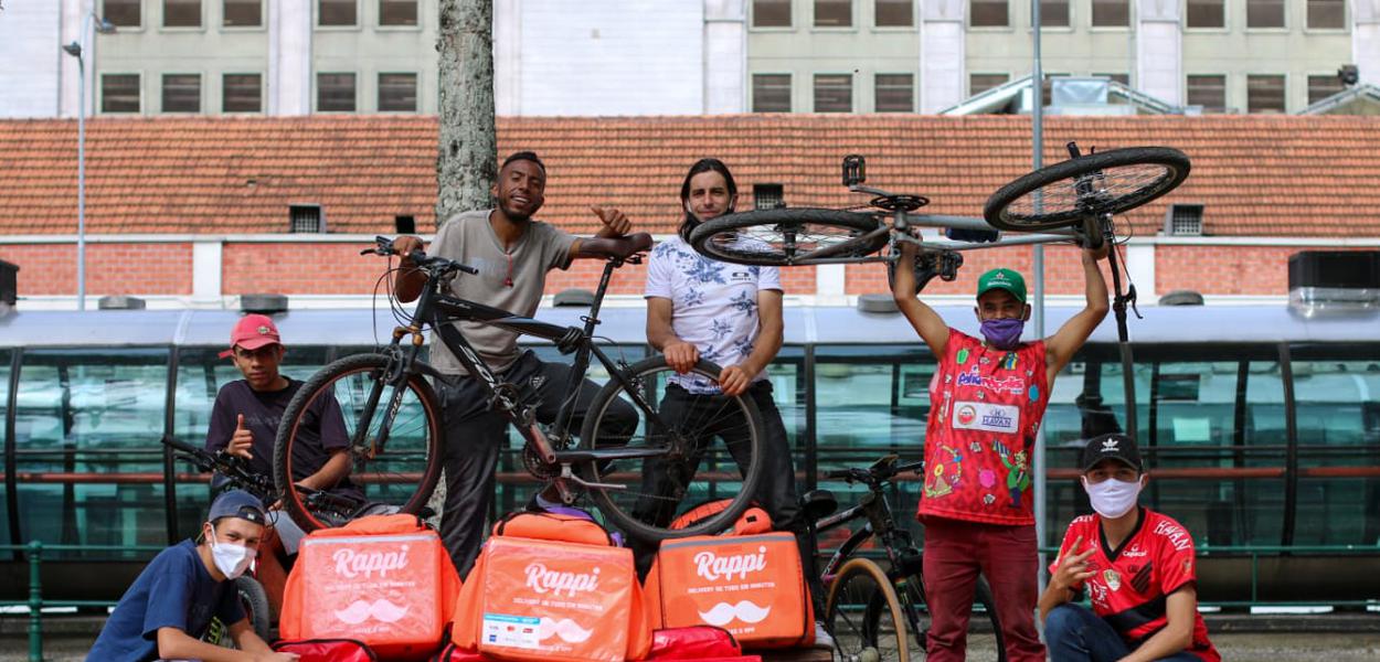 Greve dos entregadores de aplicativos em Curitiba em 25 de julho