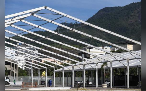 Hospital de campanha no Rio