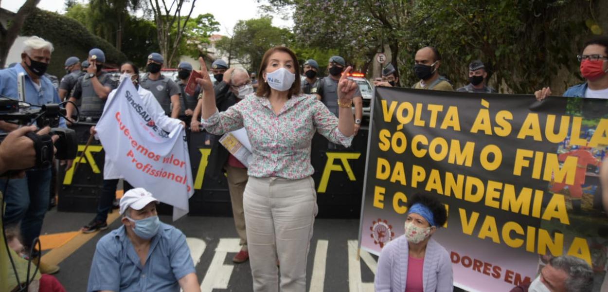 Professora Bebel (PT)