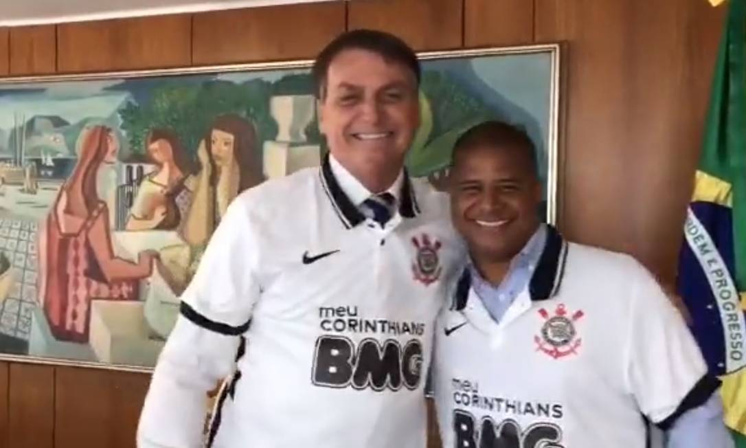 Marcelinha Carioca ao lado de Jair Bolsonaro