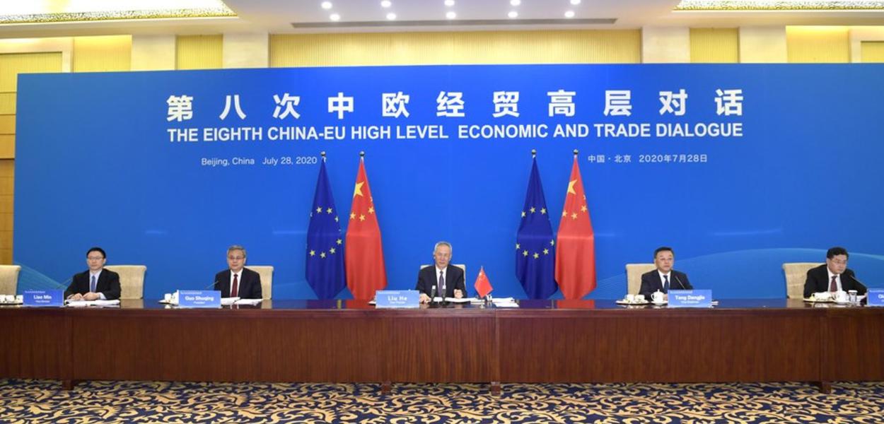 China e União Europeia decidem combater em conjunto a Covid-19