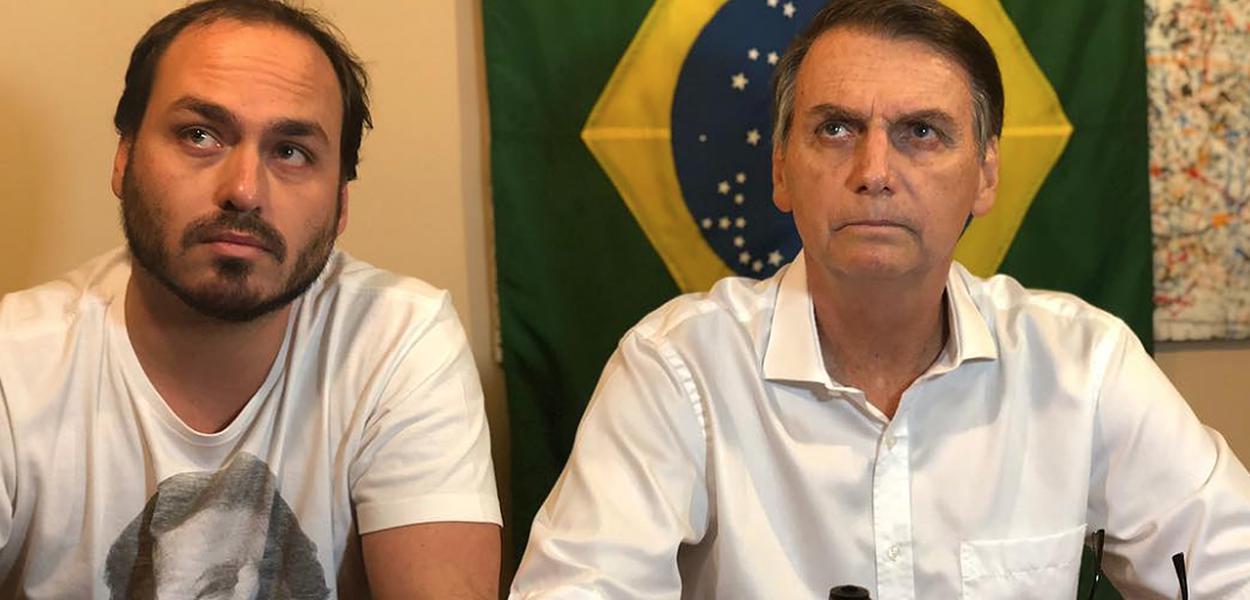 Carlos e Jair Bolsonaro