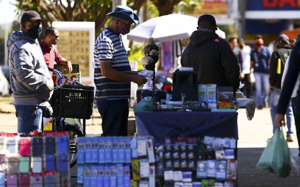 Comércio de rua em Brasília.