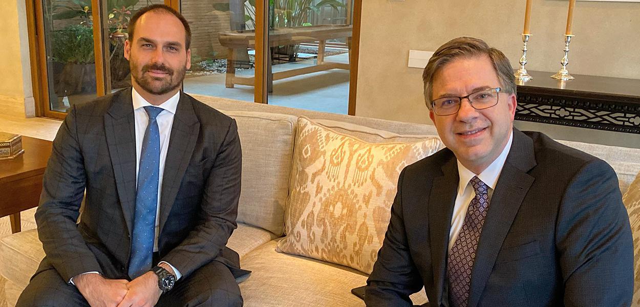 Eduardo Bolsonaro e Todd C. Chapman