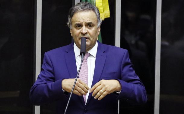 Aécio Neves