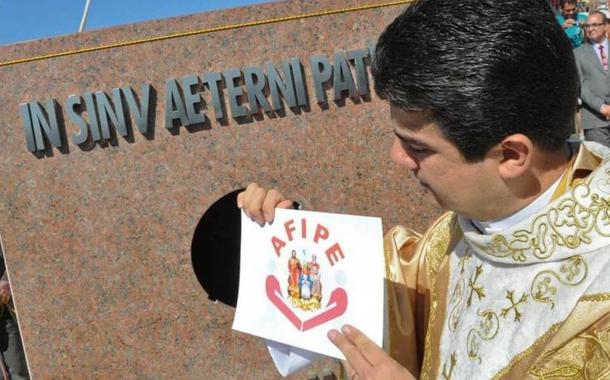 Padre Robson Oliveira