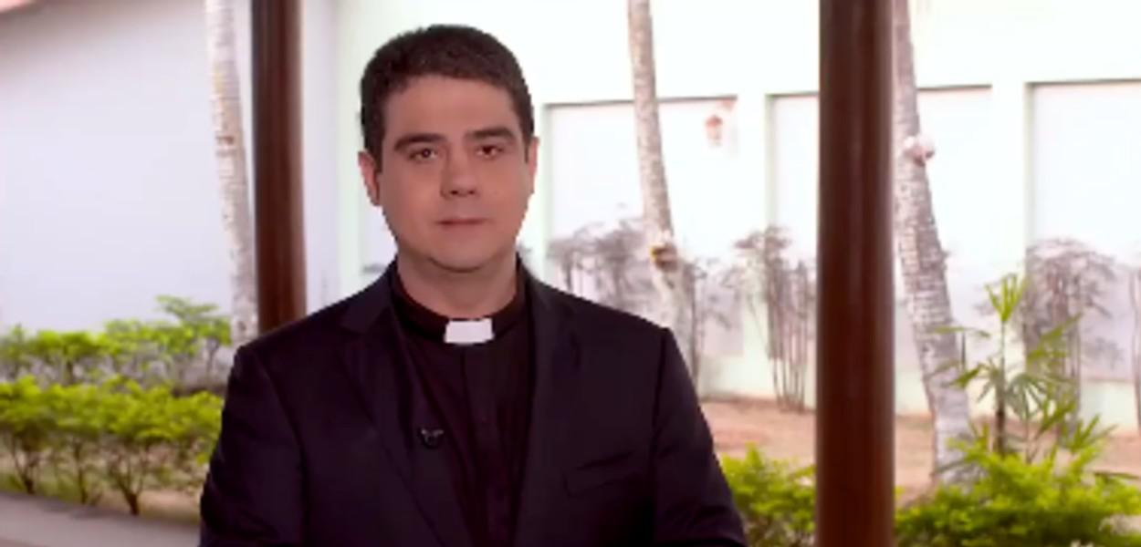 Padre Robson de Oliveira Pereira